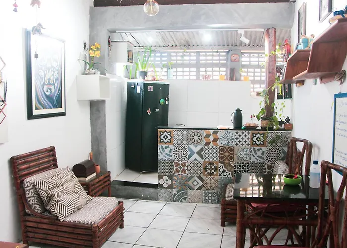 Casa Inteira No Santo Antonio Alem Do Carmo